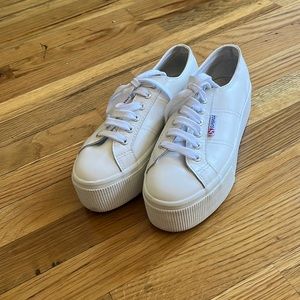 Platform Leather Superga sneakers in a size six